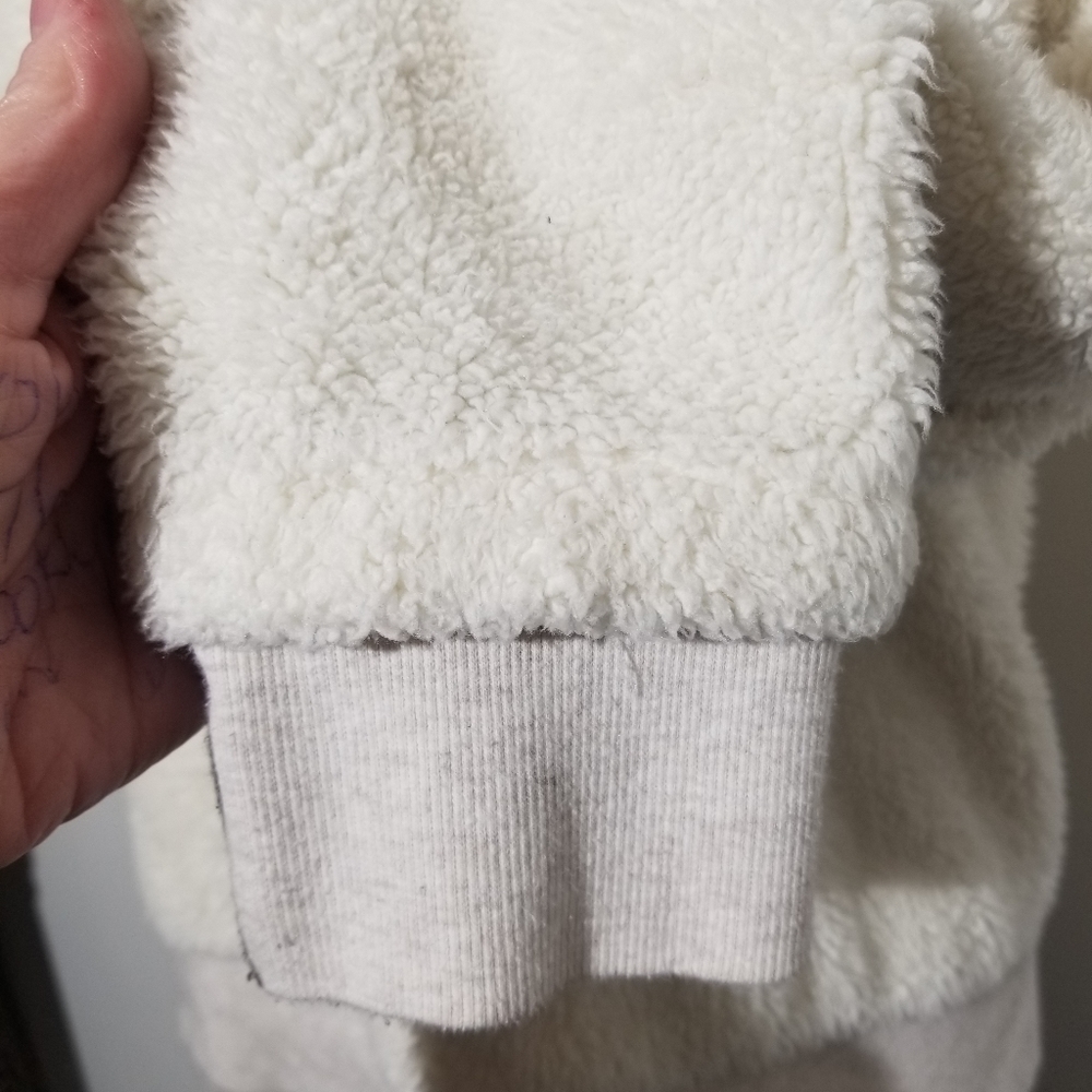 Victoria's Secret Plush Cream Color Hoodie Pullover w/Hood Sz Large-XL Like New - Picture 5 of 14
